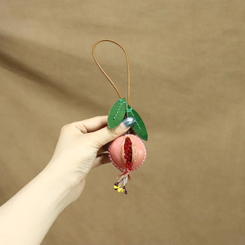 Χειροποίητη κρεμαστή διακόσμηση τσάντας με σχήμα ροδιού – Arw852, τεχνητό δέρμα, Ημιχειροποίητο