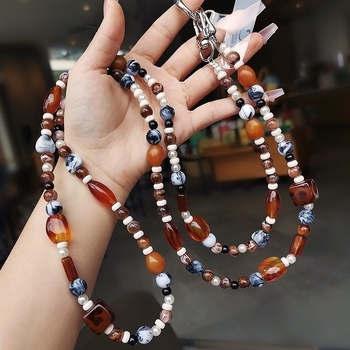 Найлонова каишка за телефон с геометрична керамична висулка и пластмасова катарама, висулката е включена