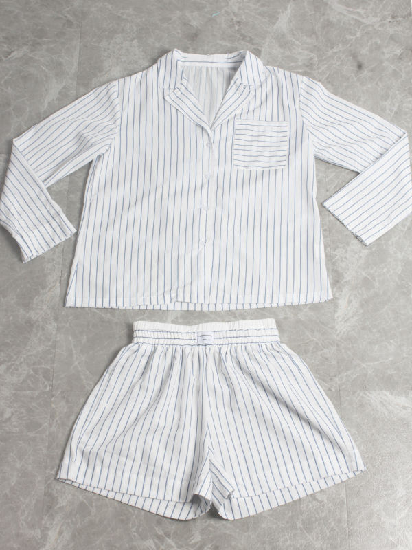 Комплект пижами: дълъг ръкав топ и къси панталони, полиестер, тънък плат, тегло 121–140 g/m², базов/свеж стил