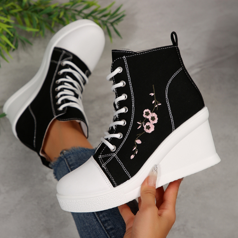 Kanvas augstās kurpes sievietēm ar šņorēm