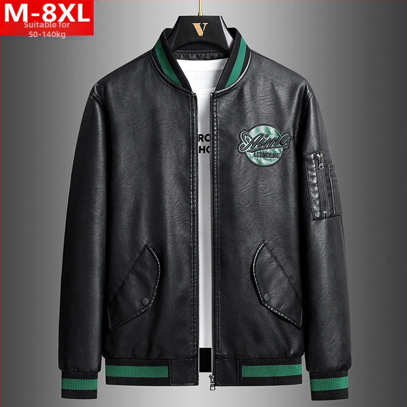 PU ādas jaka ar stāvošu apkakli, rāvējslēdzējs, kabatas ar vāciņiem, poliesteru odere, brīvs piegriezums, pavasaris–rudens