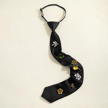 Κολιέ με υφαντή υφασμάτινη αλυσίδα, ανθώδες σχήμα, κρεμαστό από κράμα, μάρκα Yuxuan, κυκλοφορία φθινόπωρο 2025, στυλ ήπιο πολυτελείας