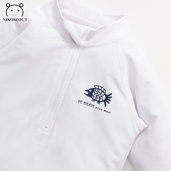 Παιδικό μαγιό με μακρύ μανίκι, δύο τεμάχια, με προστασία από τον ήλιο, για αγόρια 1–15 ετών; μοτίβο κινούμένων σχεδίων, υψηλή ελαστικότητα; 85% πολυεστέρα, 15% ελαστάν.