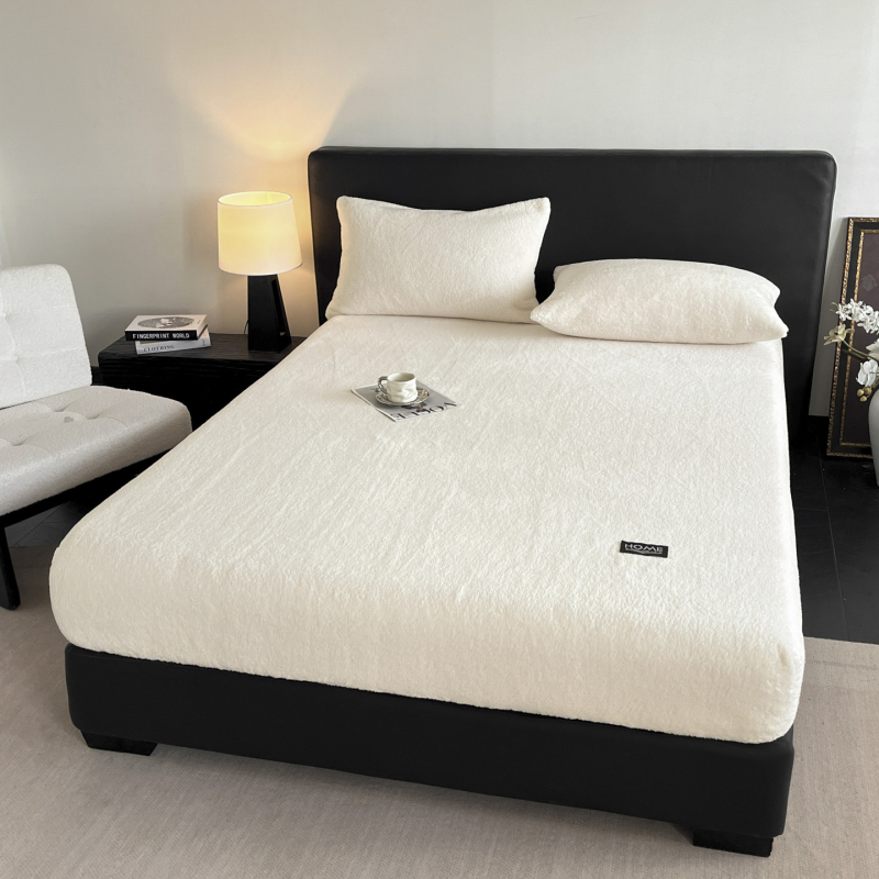 Pieno šilko patalynės komplektas su lovos apdaila, 3 dalys, siūta quilt, reaktyvus dažymas, vienodos spalvos raštas, šiuolaikiškas minimalistinis stilius