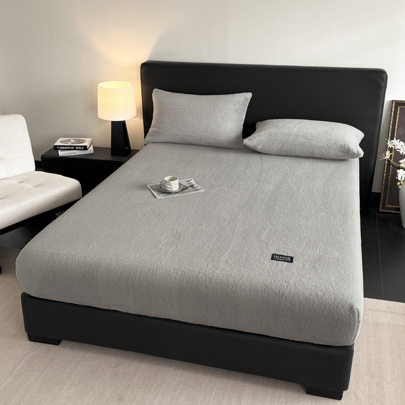 Pieno šilko patalynės komplektas su lovos apdaila, 3 dalys, siūta quilt, reaktyvus dažymas, vienodos spalvos raštas, šiuolaikiškas minimalistinis stilius