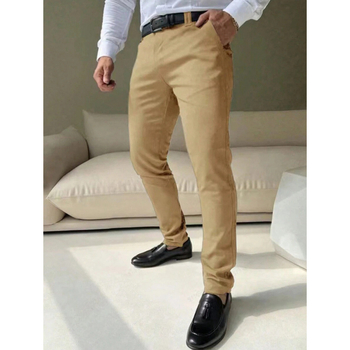 Pantaloni casual pentru bărbați, uni, cu buzunare; croială dreaptă; închidere cu trei rânduri de nasturi; țesătură din amestec de fibre chimice cu fibre de acetat; croi mulat; lansare vară 2023