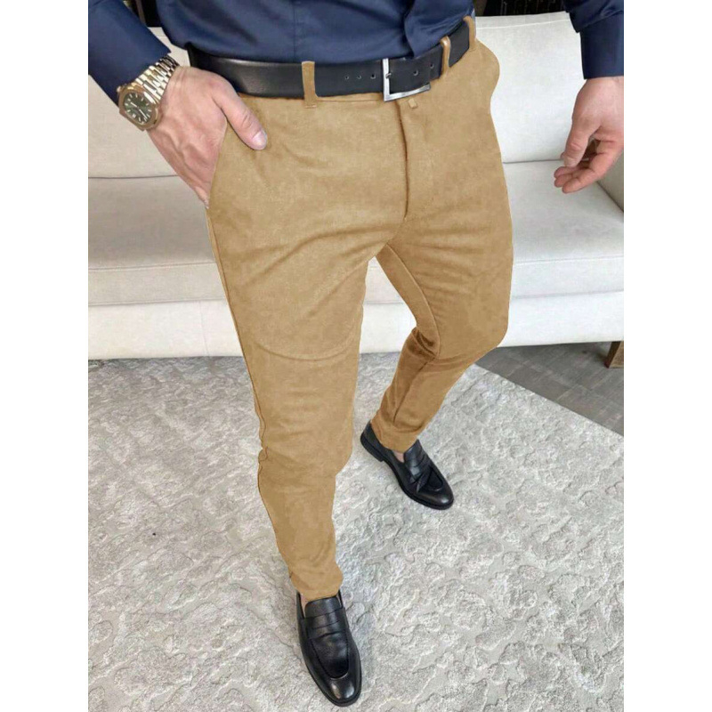 Pantaloni casual pentru bărbați, uni, cu buzunare; croială dreaptă; închidere cu trei rânduri de nasturi; țesătură din amestec de fibre chimice cu fibre de acetat; croi mulat; lansare vară 2023