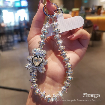 Женска гривна с кристална мечка и диамантено обрамление — ръчна изработка, Zhenge