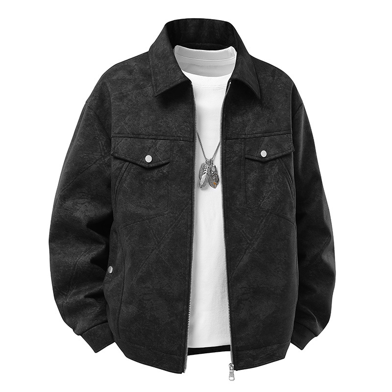 PU ādas bomber jaka ar lapela tipa kakla, rāvējslēdzējs priekšā, nolietoti gali, daudz kabatu, pieguļošs siluets, poliesteru pildījums, ziemas ikdienas ārējā apģērbs