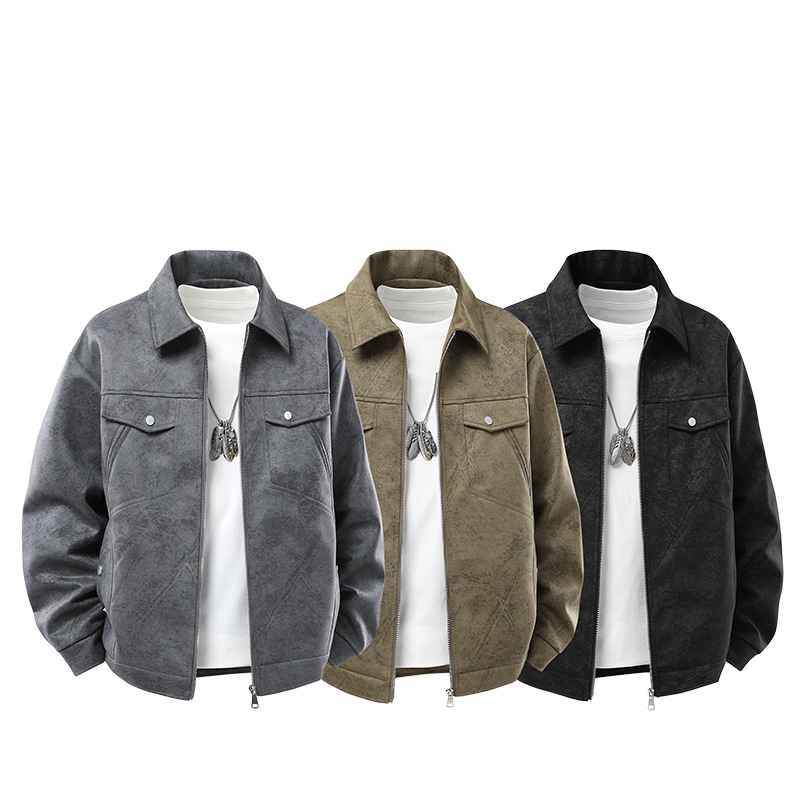 PU ādas bomber jaka ar lapela tipa kakla, rāvējslēdzējs priekšā, nolietoti gali, daudz kabatu, pieguļošs siluets, poliesteru pildījums, ziemas ikdienas ārējā apģērbs