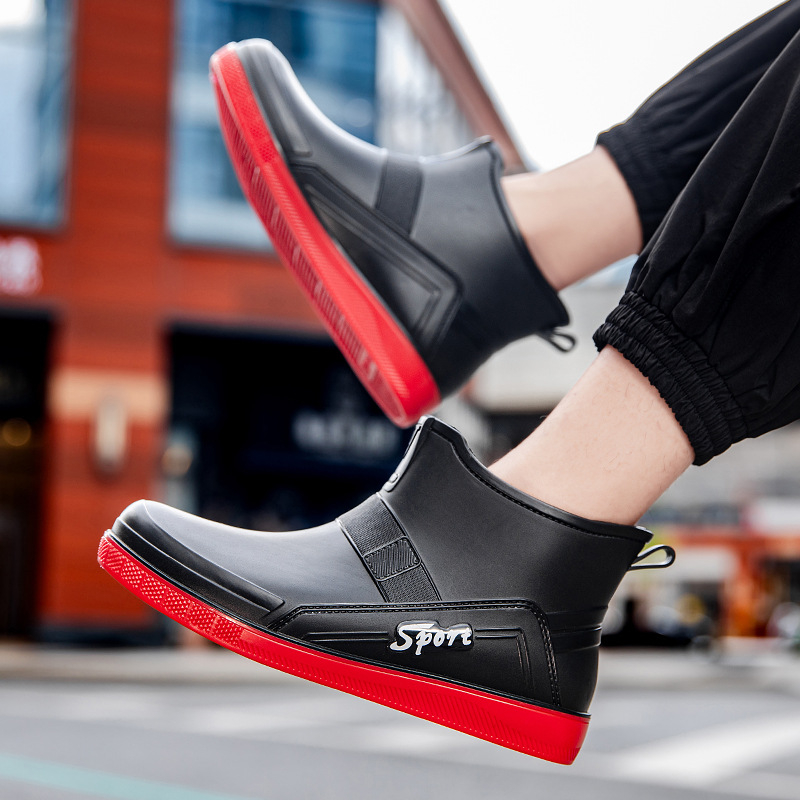 Vyriski lietaus batai su žemu vamzdiu, PVC viršus, plastikinė padanga, apvali pirštas