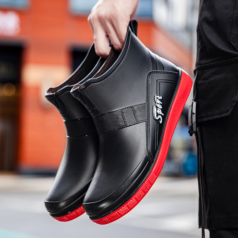 Vyriski lietaus batai su žemu vamzdiu, PVC viršus, plastikinė padanga, apvali pirštas