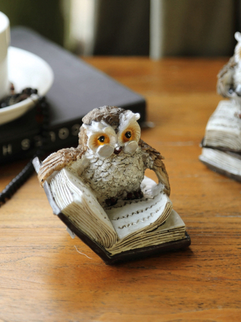 Сова от смола – винтидж американски стил, полу ръчна изработка, декоративен аксесоар за хол или кабинет, подарък за рожден ден или бизнес подарък