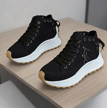 Απλά γυναικεία παπούτσια τύπου dad shoes με καμβά επάνω, σόλα καουτσούκ, στρογγυλή μύτη, μπροστινό κορδόνι, μεσαίο ύψος τακουνιού 3-5 εκ