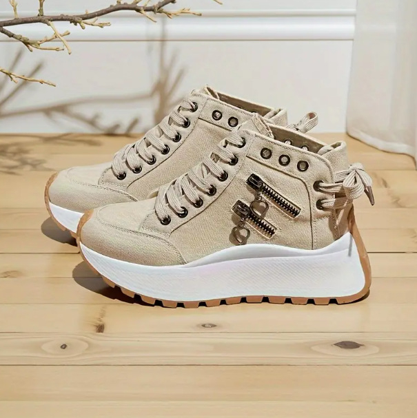 Απλά γυναικεία παπούτσια τύπου dad shoes με καμβά επάνω, σόλα καουτσούκ, στρογγυλή μύτη, μπροστινό κορδόνι, μεσαίο ύψος τακουνιού 3-5 εκ