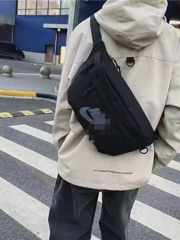 Τσάντα σπορ crossbody με Oxford ύφασμα, υπερ-ελαφριά (Oxford ύφασμα; υπερ-ελαφριά; 410-JK39; πολυεστερική επένδυση; για εξωτερικές αθλητικές δραστηριότητες)