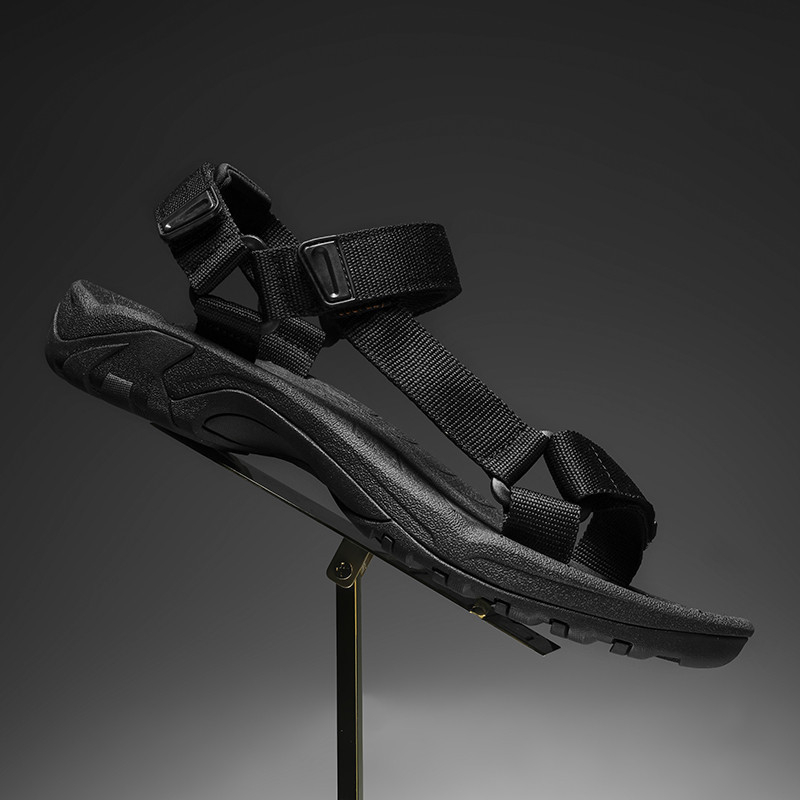 Vyriniai tinkliniai sandalai - atviras pirštas, raišteliai, neslydinti gumos padas