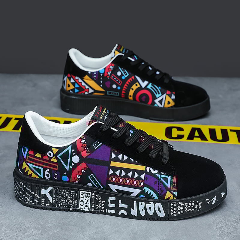 Αθλητικά παπούτσια από καμβά, με χαμηλό ύψος, στρογγυλή μύτη, κορδόνια, σόλα από καουκού χυτευμένη