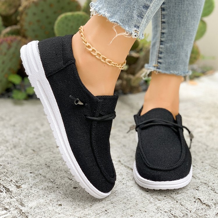 Női kényelmes lapos cipő, kerek orr, slip-on, alacsony sarok 1–3 cm