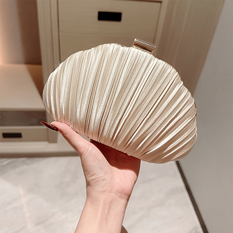 Τσάντα βραδινή σε σχήμα κοχύλι, γυναικεία με μονή λουρί και χερούλι, πολυεστέρας, εσωτερική θήκη εγγράφων, κλείσιμο με αγκράφα, άνοιξη 2025, τάση shell bag