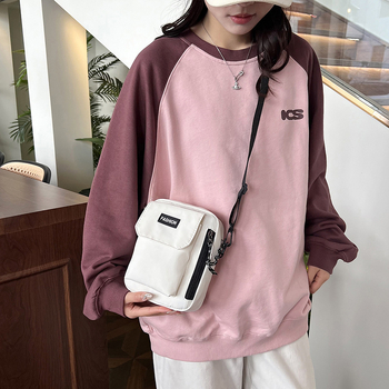 Τσάντα ώμου – Urban Simplicity στυλ, ύφασμα Nylon, κατακόρυφη τετράγωνη μορφή, φερμουάρ, εσωτερική θήκη για κινητό τηλέφωνο