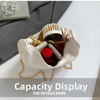 Τσάντα crossbody με αλυσό-χειρολαβή από PU, σε οβάλ σχήμα, κλείσιμο με φερμουάρ, επένδυση από συνθετικό δέρμα