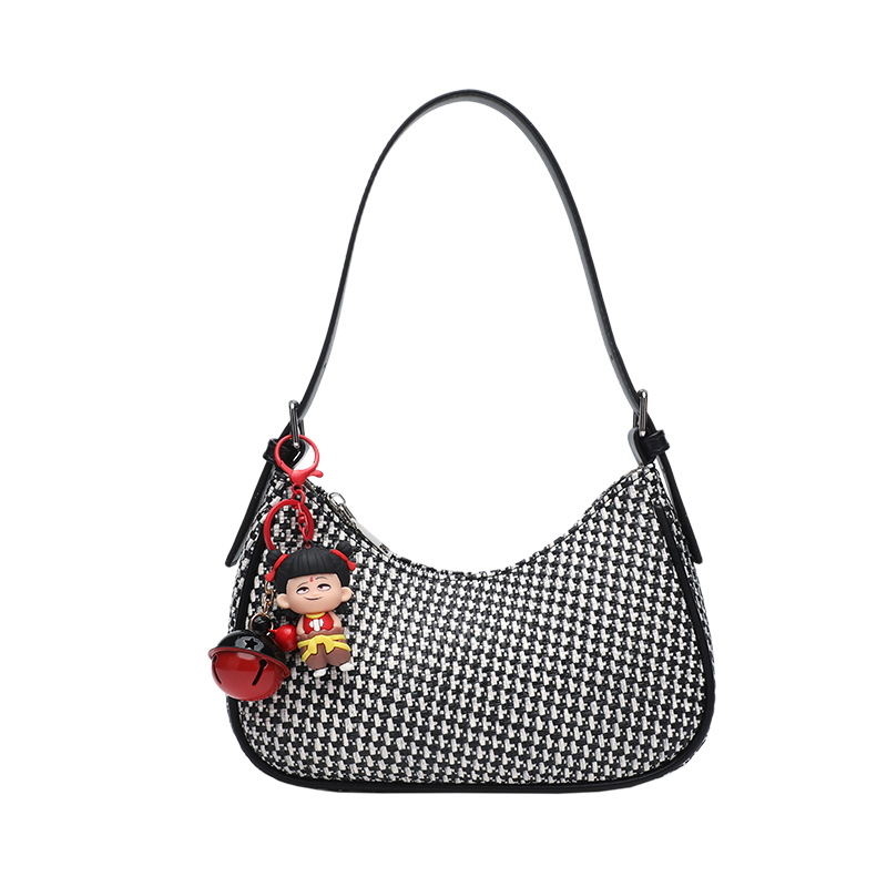 Platnena crossbody torba, horizontalni kvadratni oblik, zatvaranje na zip, podstava od poliester, unutarnji džepovi: zip džep, džep za telefon, džep za ID