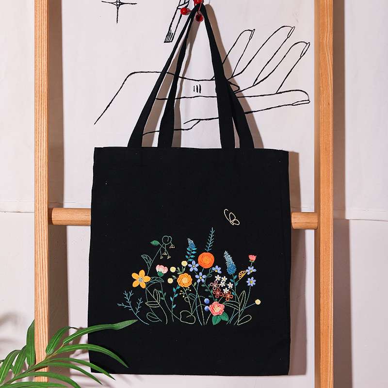 Τσάντα καμβά με κέντημα Su - κιτ αρχάριου χειροκεντήματος περιλαμβάνεται, κάτω και πλαϊνά πάνελ, προσαρμόσιμο, μεταξοτυπία