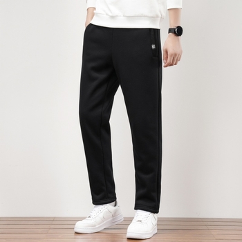 Ανδρικά παντελόνια με ίσιο κόψιμο, φλις εσωτερική επένδυση, μεσαία μέση, κλείσιμο με κορδόνι, βαμβακο-μίγμα 95%