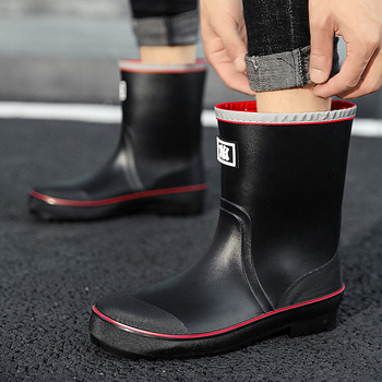 Αντρικές γαλότσες βροχής: αδιάβροτες, ανθεκτικές στη φθορά και αντιολισθητικές; PVC επάνω μέρος, σόλα από καουτσούκ, μεσαίο ύψος, κατάλληλες για τέσσερις εποχές