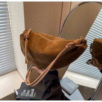 Crossbody τσάντα από σουέτ με σχήμα dumpling, φερμουάρ, θήκη για κινητό, επένδυση πολυεστέρα (Χειμώνας 2024)