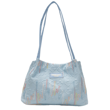 Τσάντα tote με street-trend σχεδίαση, υψηλής ποιότητας δερμάτινη μεμβράνη, οριζόντιο ορθογώνιο σχήμα, Φθινόπωρο 2025