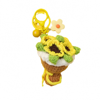 Raktų pakabukas su rankomis megztu vilnos gėlę – šilko gėlė, gamybos: tvirtinimas, panaudojimas: vestuvės, nuotraukų rekvizitas, namų dekoravimas