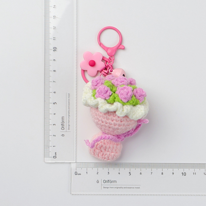 Raktų pakabukas su rankomis megztu vilnos gėlę – šilko gėlė, gamybos: tvirtinimas, panaudojimas: vestuvės, nuotraukų rekvizitas, namų dekoravimas