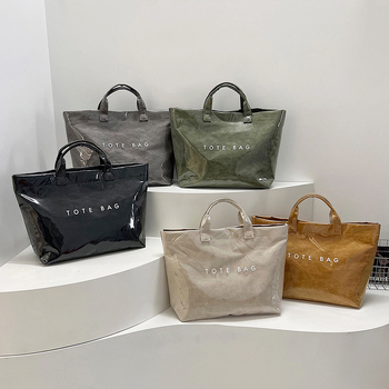 PVC tote táska, utcai divat stílus, vízszintes négyszögletes forma, cipzáras zárás, poliészter bélés