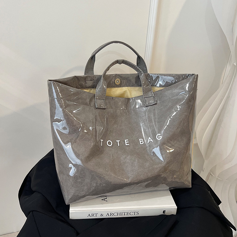 PVC tote táska, utcai divat stílus, vízszintes négyszögletes forma, cipzáras zárás, poliészter bélés