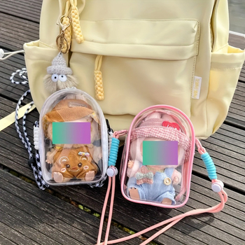 PVC crossbody táska, városi minimalist stílus, függőleges négyzet alakú, cipzáras zárás
