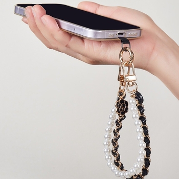 Телефонна висулка Xiaoxiang Style | Камелия и перла | Акрил | Творческа | Декоративна