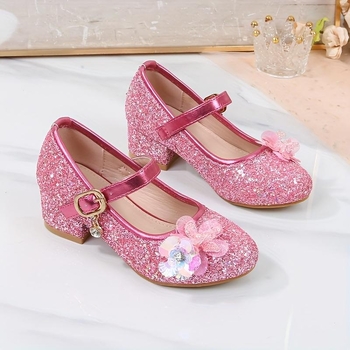 Σανδάλια με ένα λουρί, πάνω μέρος από δέρμα κορυφαίας ποιότητας, ιαπωνικού στυλ, χαμηλό κωνικό τακούνι, σόλα από αφρό καουτσούκ.