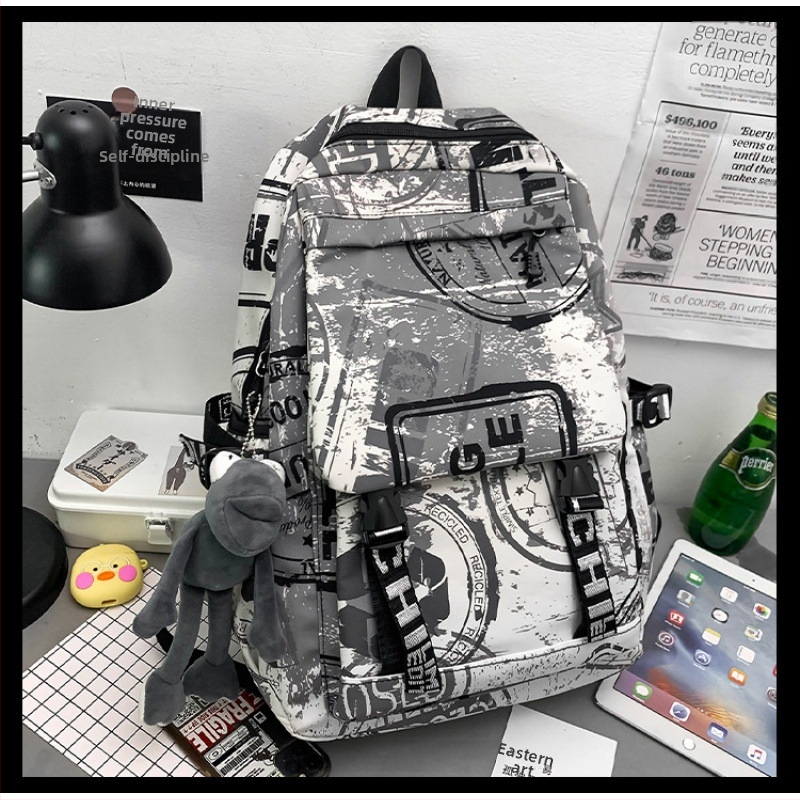 Unisex nailoninė kuprinė su kamufliažiniu graffiti raštu, 20–35 L, kvėpuojanti, atspari vandeniui, atspari dėvėjimuisi, oro pagalvės pečių dirželiai