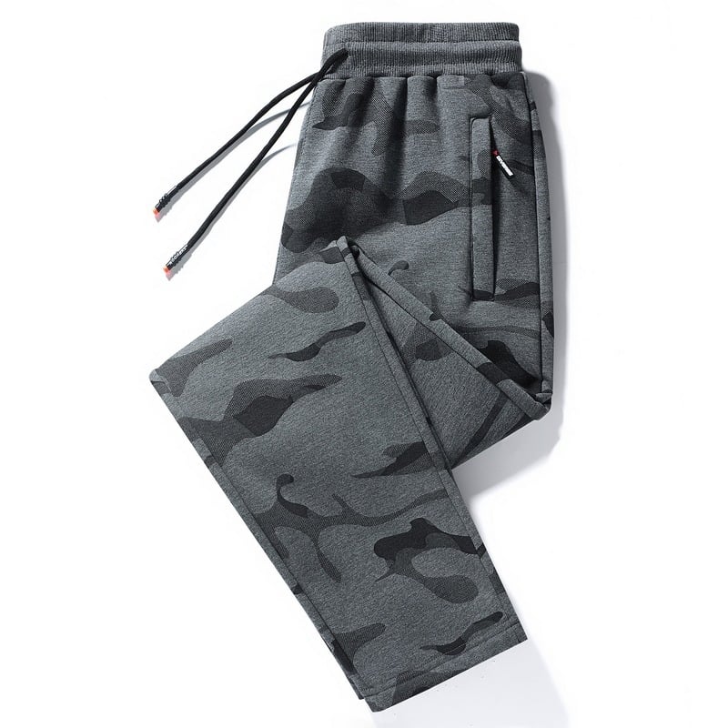 Casual hlače s kamuflažnim uzorkom, fleece podstava, široki kroj (95% pamuk, 5% spandex)