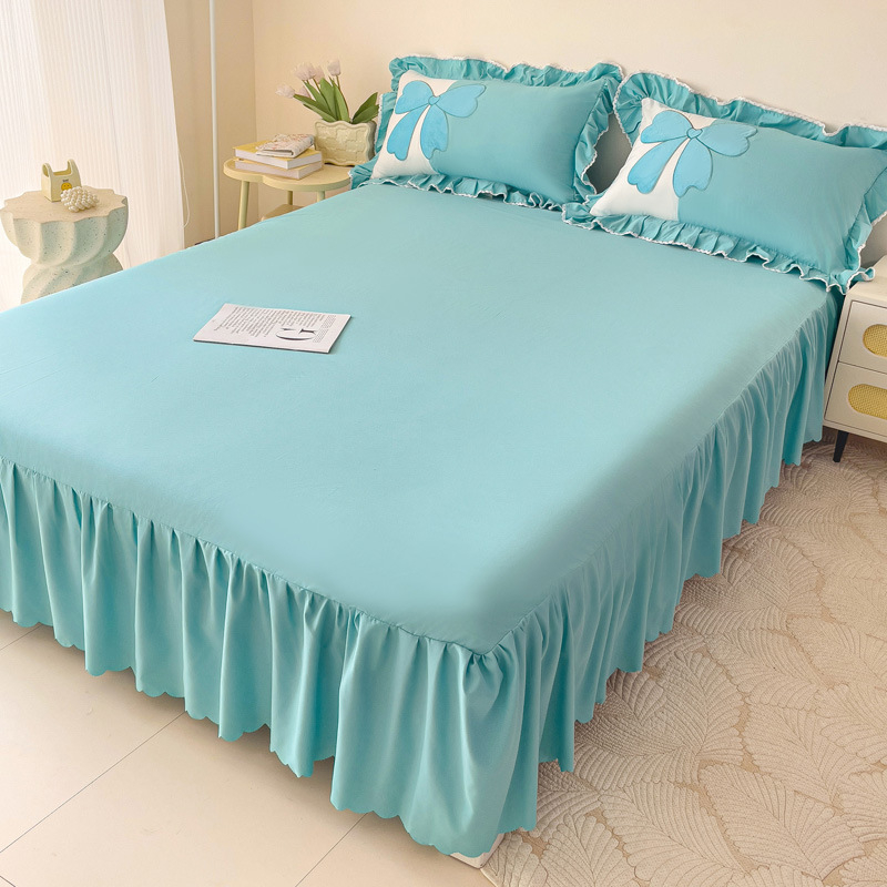 Set de lenjerie de pat din poliester, patru piese, cu model de caricatură, imprimare reactive