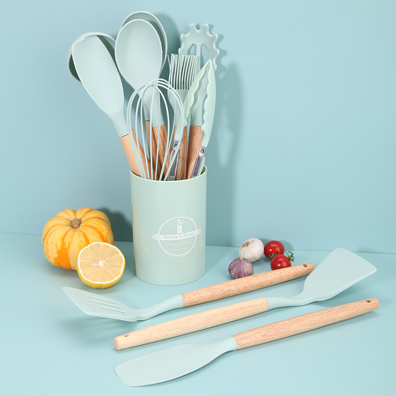 Šaukštų ir mentelelių rinkinys - Silikoniniai virtuvės įrankiai su medinėmis rankenėlėmis, 12 vnt., šiuolaikiškas minimalistinis dizainas, atsparus karščiui ir slydimui