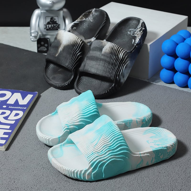 Korėjėčio stiliaus dryžuotos šlepetės su PVC viršutine dalimi ir padu, injekcinis padas, kvėpuojančios, neslystančios