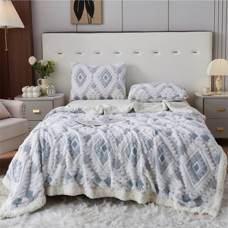 Poliészter plüss takaró, csíkos minta, nyári szezon, modern minimalista stílus, 740 g