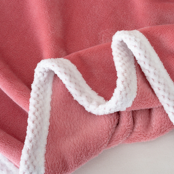 Κουβέρτα • Πολυεστερική ίνα • 300–500 g • Μονόχρωμο σχέδιο • Milk blanket