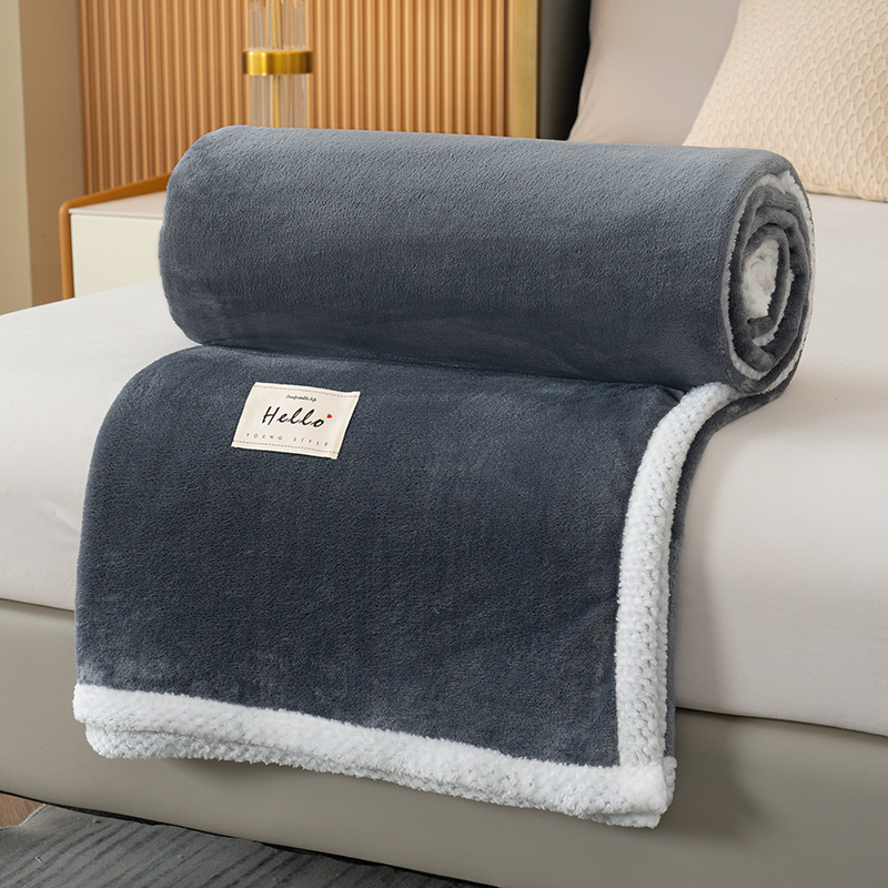 Pléd • poliészter rost • 300–500 g • Egyszínű • Milk blanket