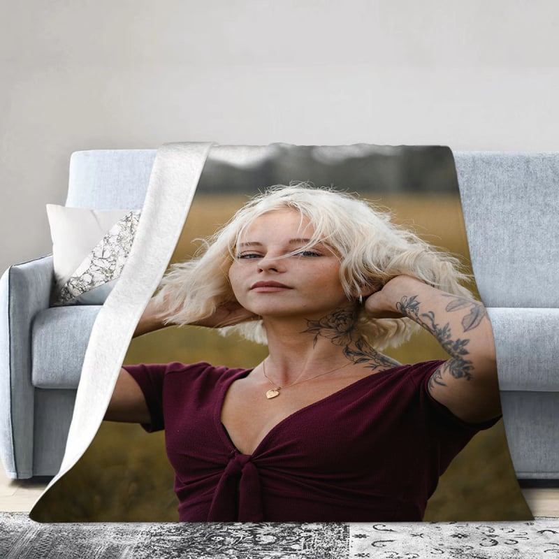 Flanel pléd geometriai mintával, testreszabható (Poliészter • súly 300–500 g • Tavasz és ősz)