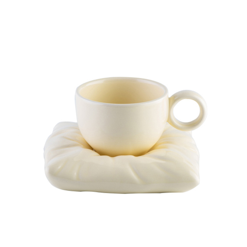 Set ceramic pentru cafea: cană și farfurioară, design floarea-soarelui, pentru uz casnic