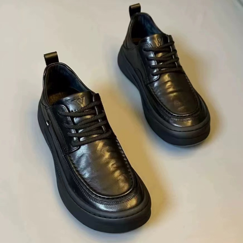 Vyriniai odiniai bateliai iš karvės odos, vidus odinis, guma padas, raišteliai, žemas kulkšnies aukštis, apvalus pirštas